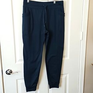 32 degree heat medium joggers